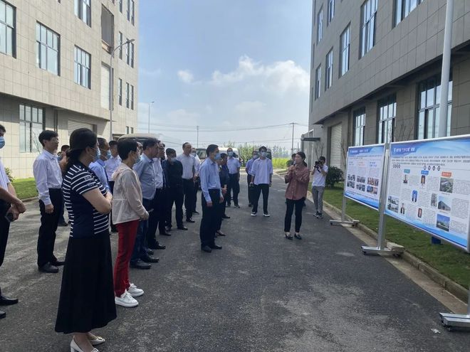 凝聚智慧力量 服務(wù)鄉(xiāng)村振興——徐州市委統(tǒng)戰(zhàn)部深入調(diào)研民建會(huì)員企業(yè)，共繪“三鄉(xiāng)工程”新畫卷